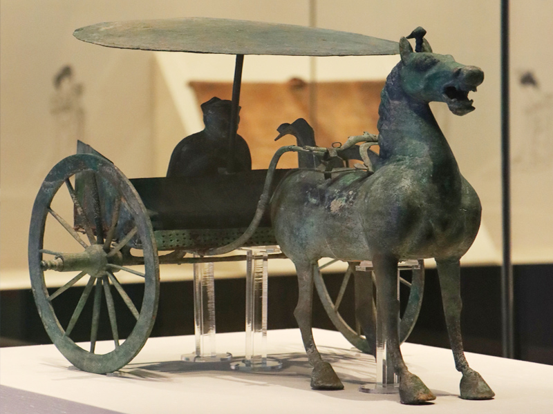 古代馬車(chē)出土文物